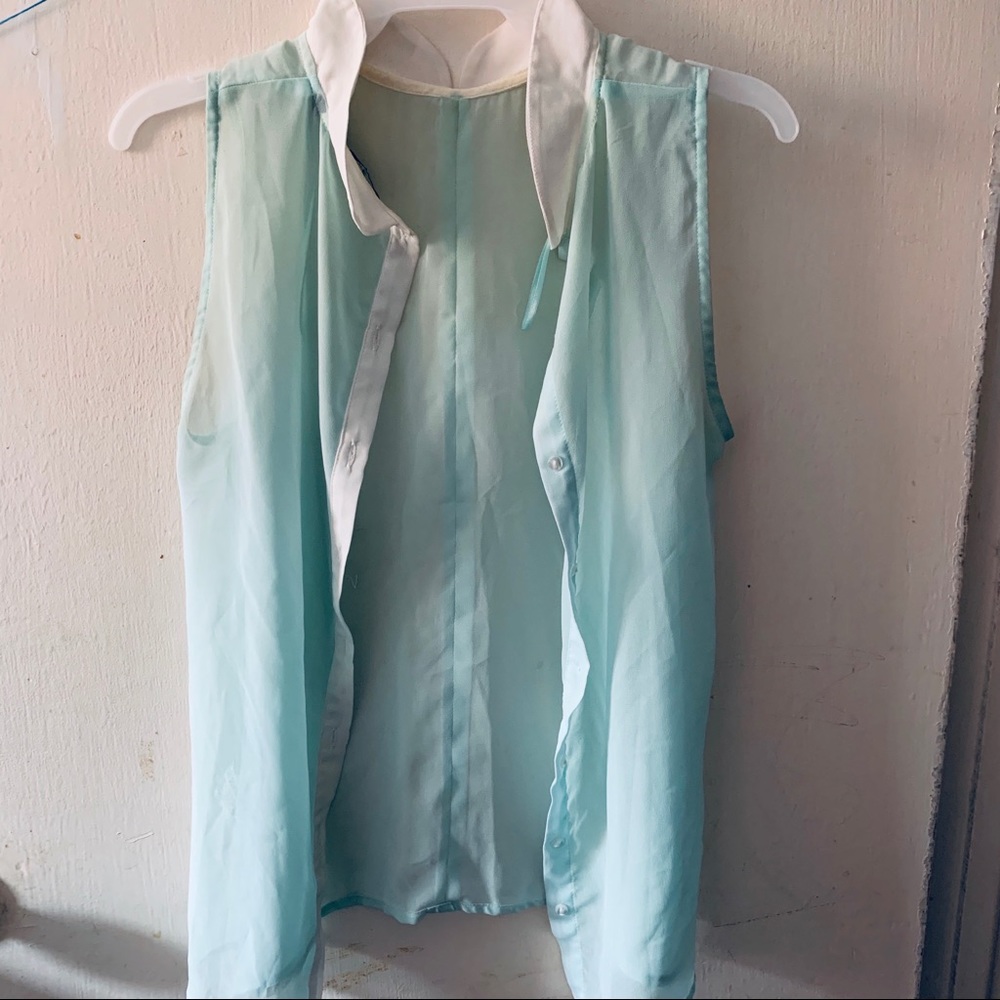 Zara Button down Sleeveless blouse